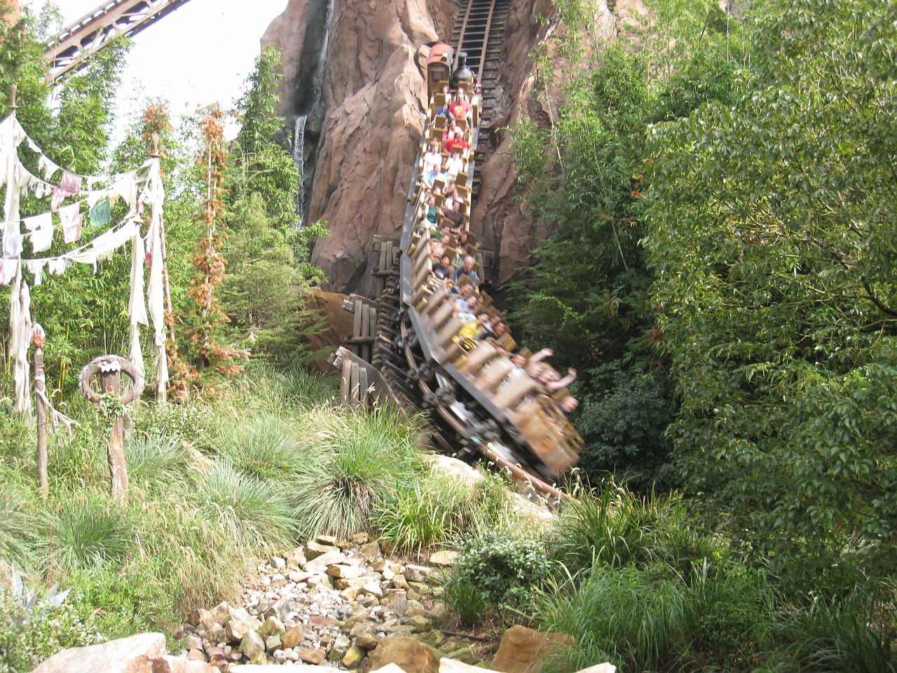 Vacation 2007-12 - Disney Parks  0751.jpg - The 2007-08 vacation to Florida included Disney World. We visited some of the larger theme Resorts along with Animal Kingdom and Disney Hollywood Studios.